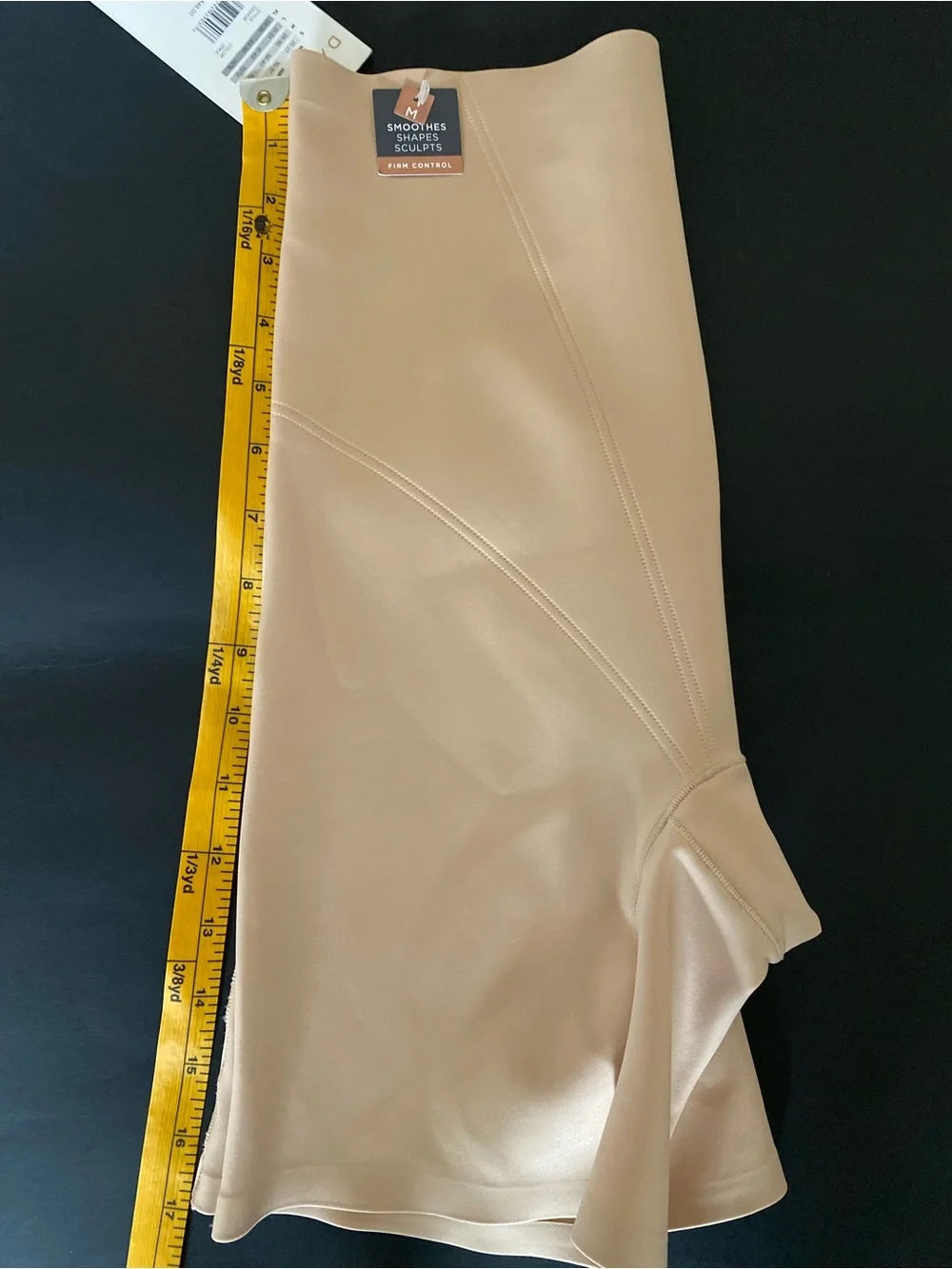 SPANX Women Sculpting Mid-Thigh Shaping Shorts in Nude